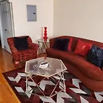 Cozy 2-Bedroom Apartment