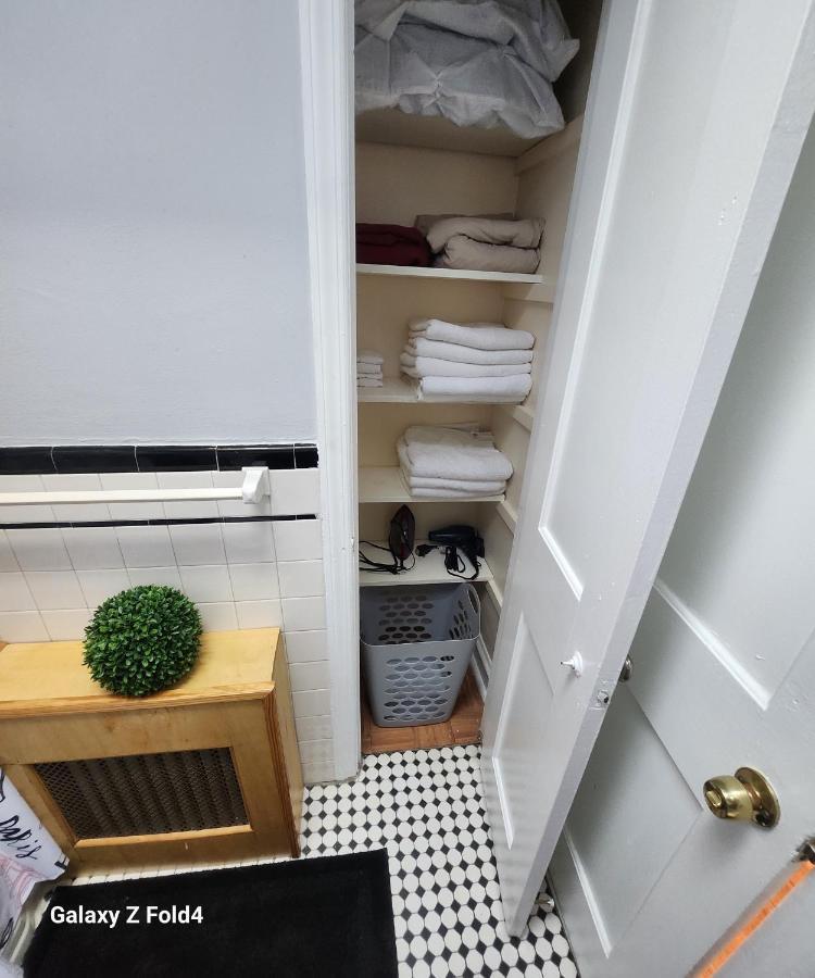 Cozy 2-bedroom Philadelphia